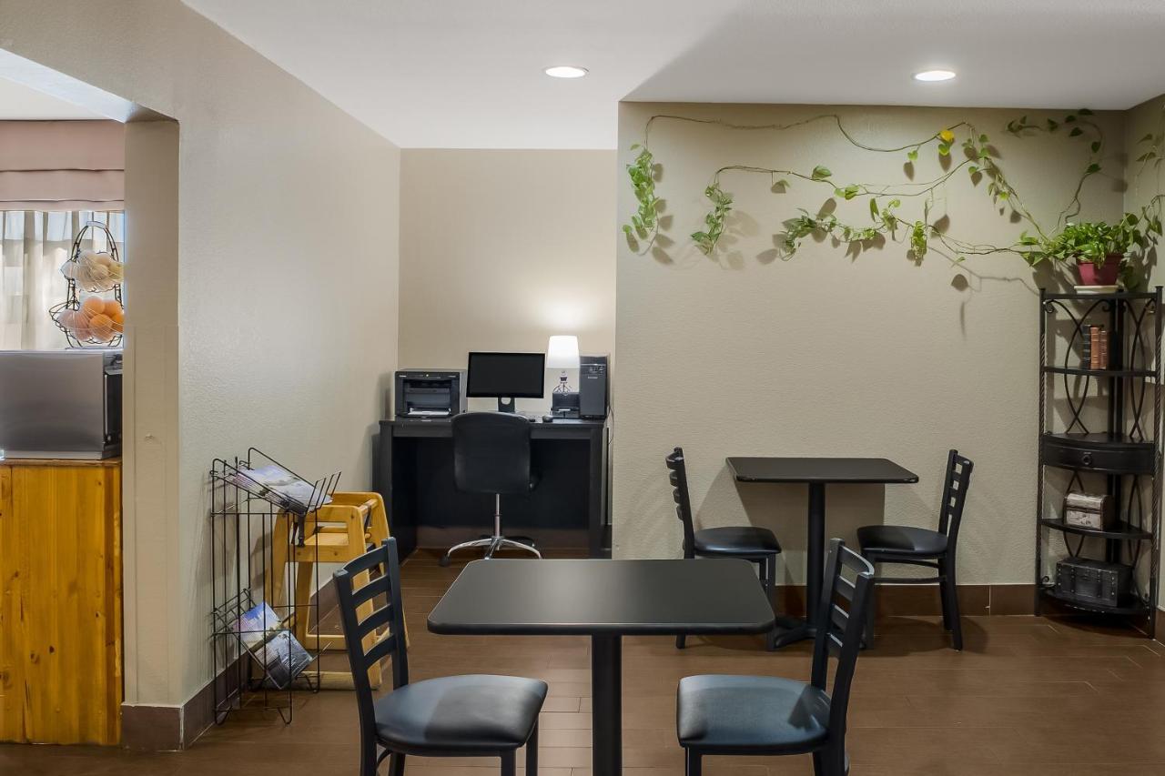 Surestay Plus By Best Western Mesa Superstition Springs Exterior photo