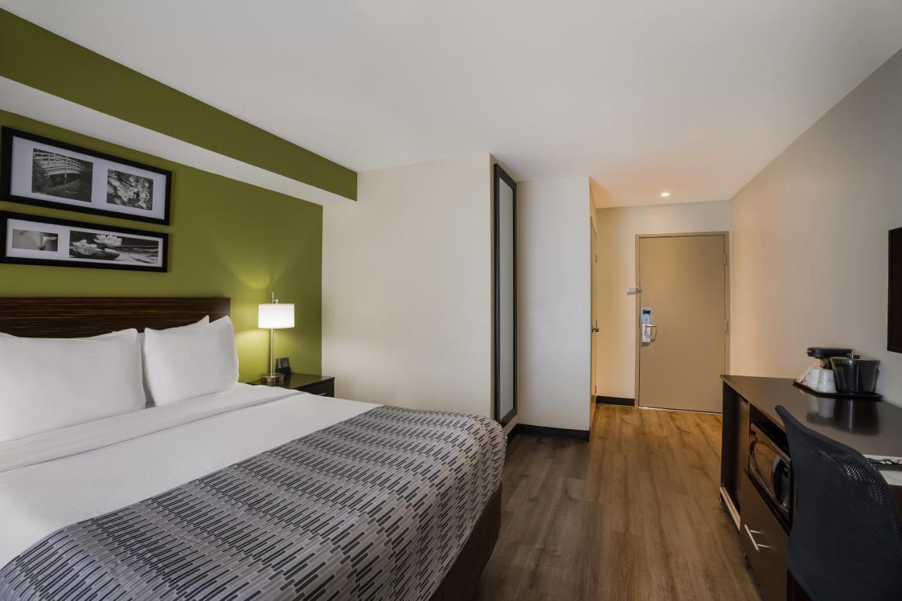 Surestay Plus By Best Western Mesa Superstition Springs Exterior photo