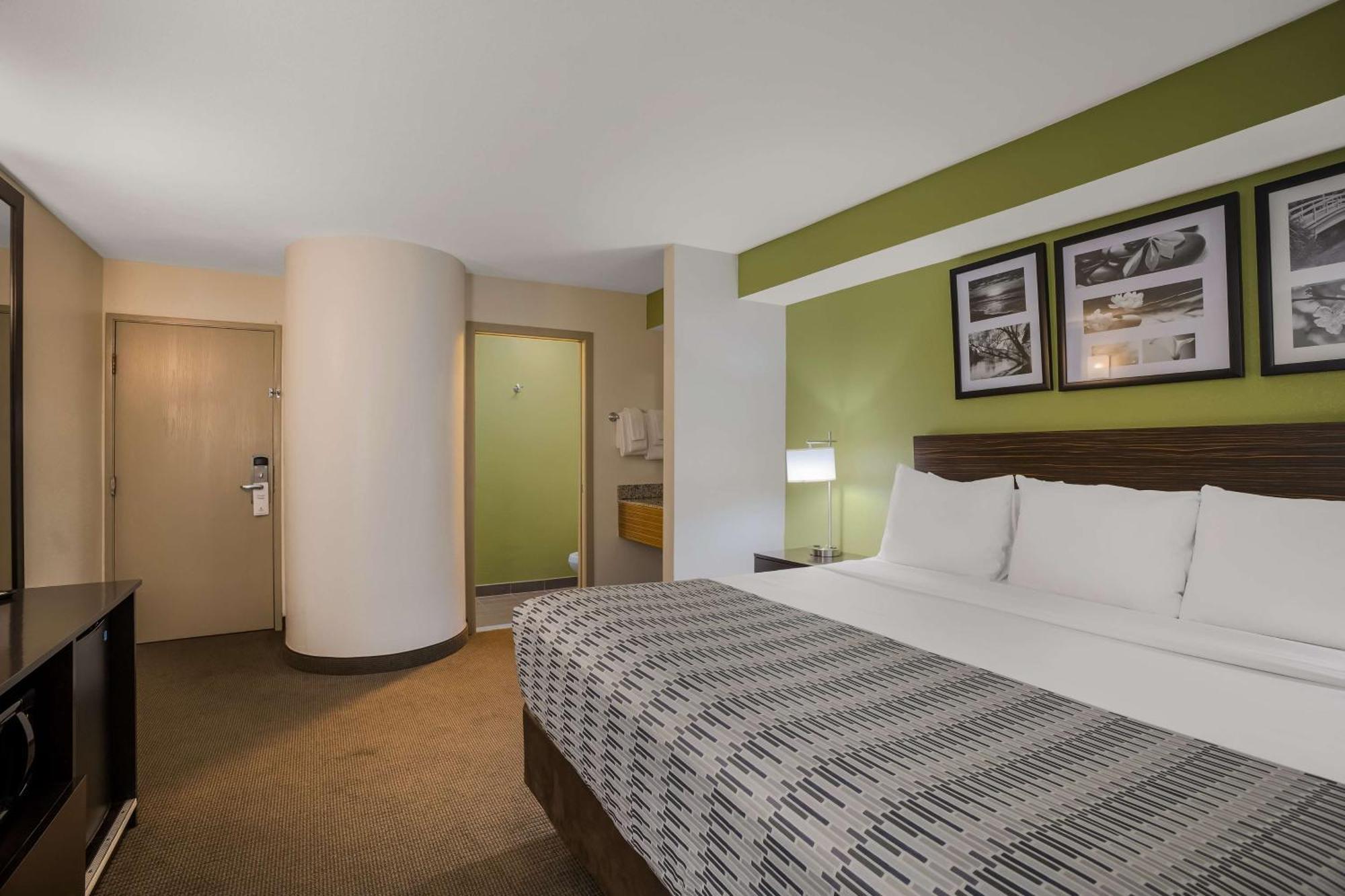 Surestay Plus By Best Western Mesa Superstition Springs Exterior photo