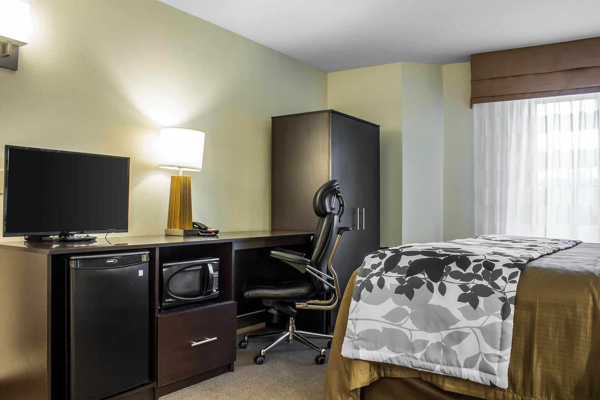 Surestay Plus By Best Western Mesa Superstition Springs Exterior photo